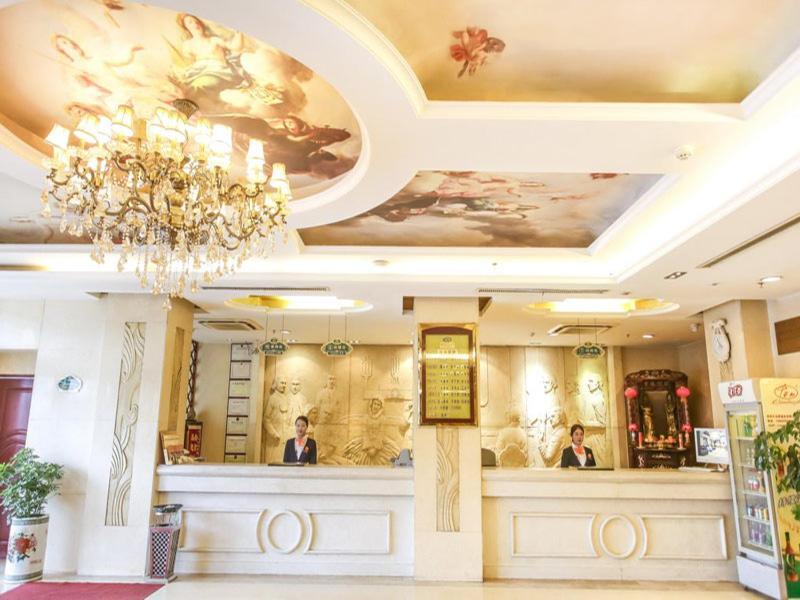 Vienna Hotel Nanyang People Road ภายนอก รูปภาพ